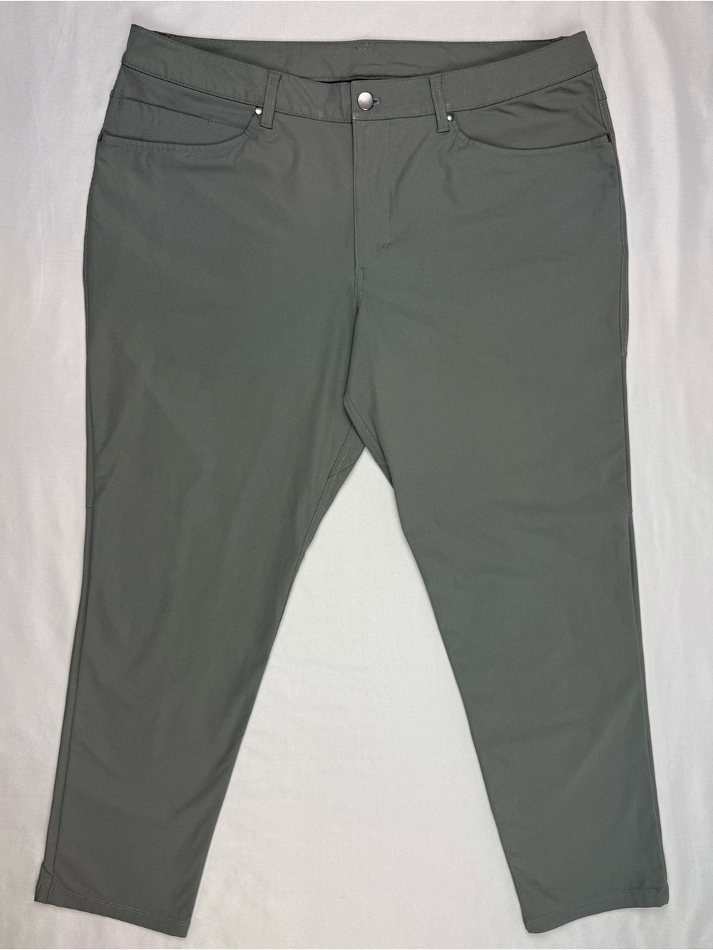 Lululemon Mens ABC 5 Pocket Pants 38 x 28 Slim Fit Grey Sage Warpstreme C2